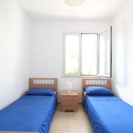 Al Mare Con Patio Apartment *