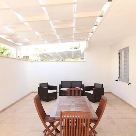 Apartment Al Mare Con Patio