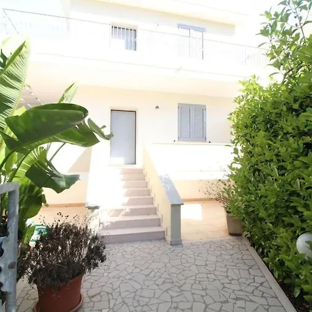 Apartment Al Mare Con Patio Gallipoli
